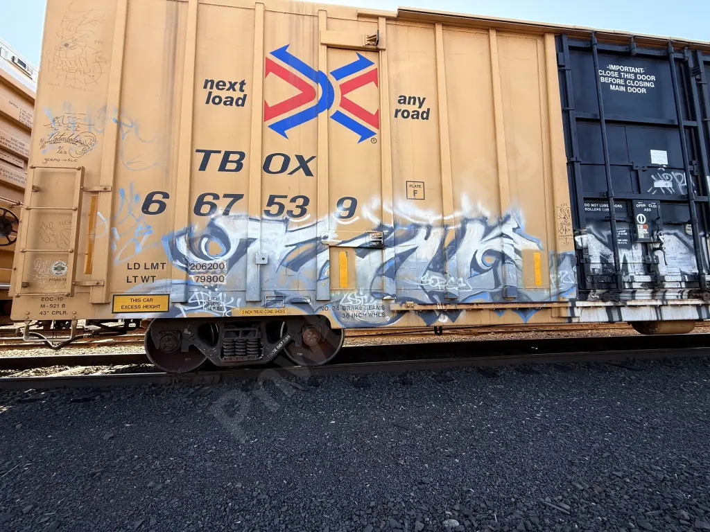 TBOX667539 - NORTH-AMERICA