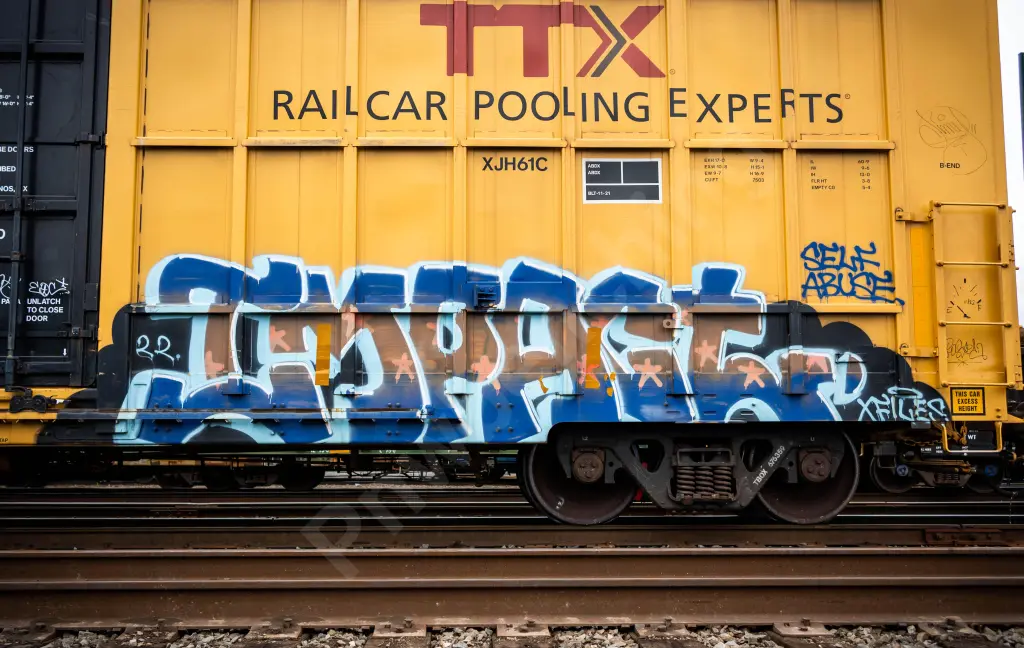 TBOX676359 - NORTH-AMERICA