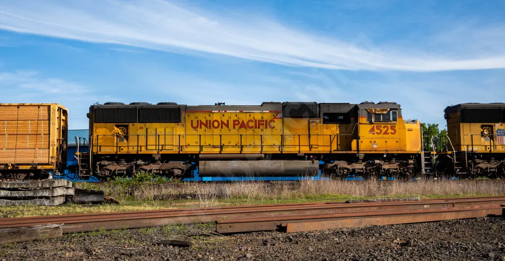 UP4525 - NORTH-AMERICA