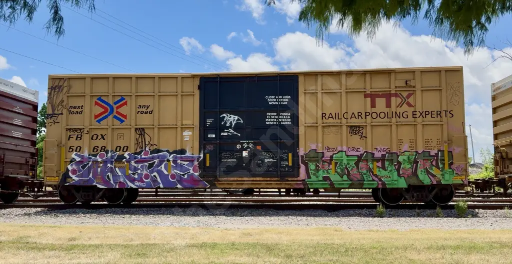 FBOX506800 - NORTH-AMERICA