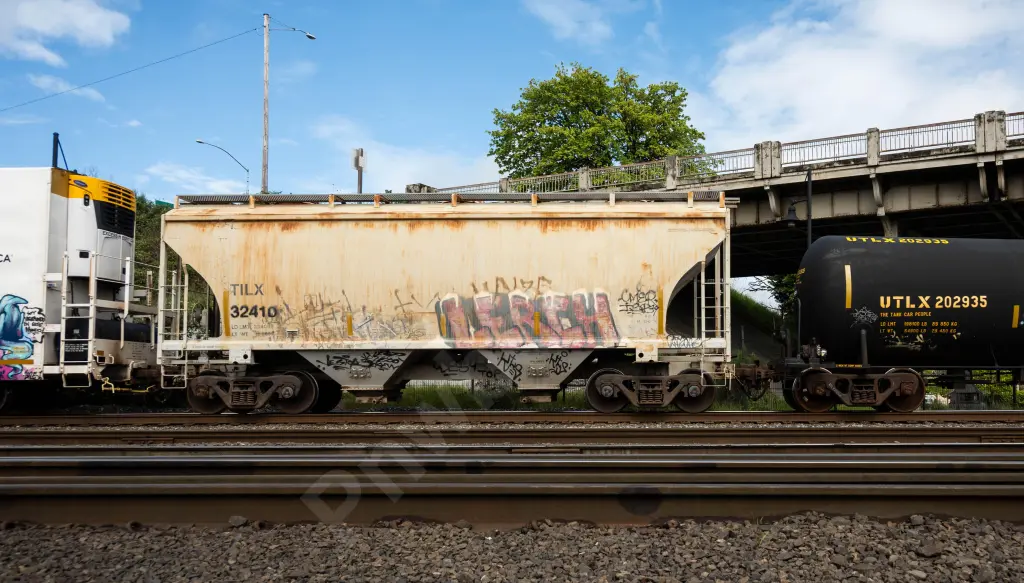 TILX32410 - NORTH-AMERICA