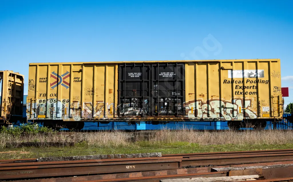 TBOX660569 - NORTH-AMERICA