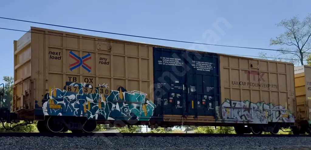 TBOX673730 - NORTH-AMERICA