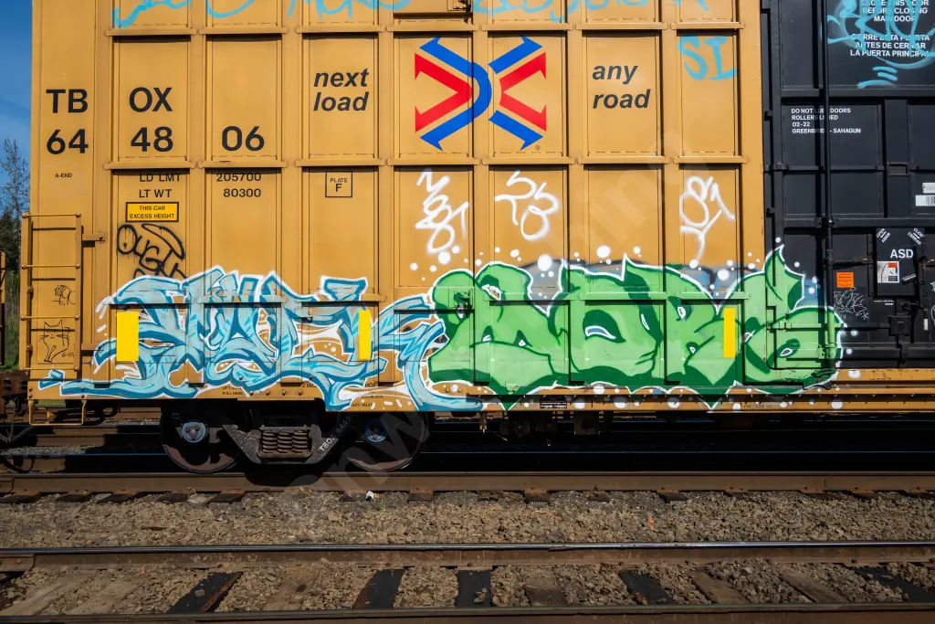 TBOX644806 - NORTH-AMERICA