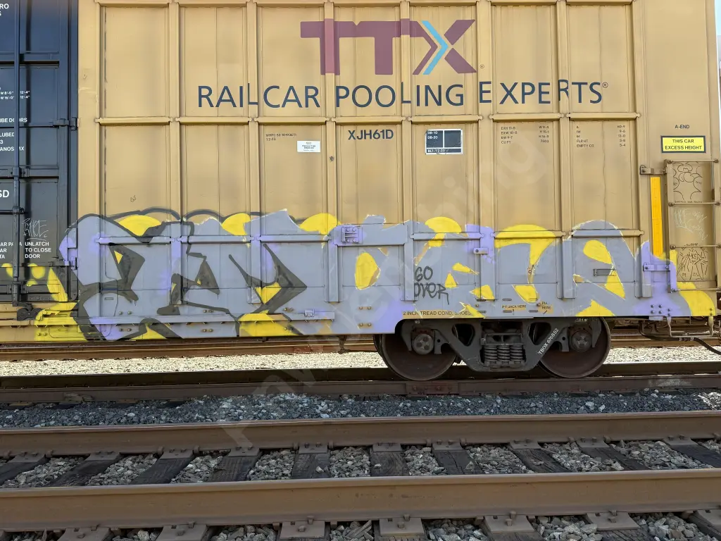 TBOX676852 - NORTH-AMERICA