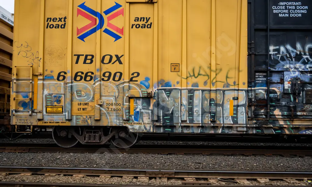 TBOX666902 - NORTH-AMERICA