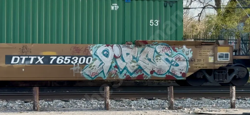 DTTX765300 - NORTH-AMERICA