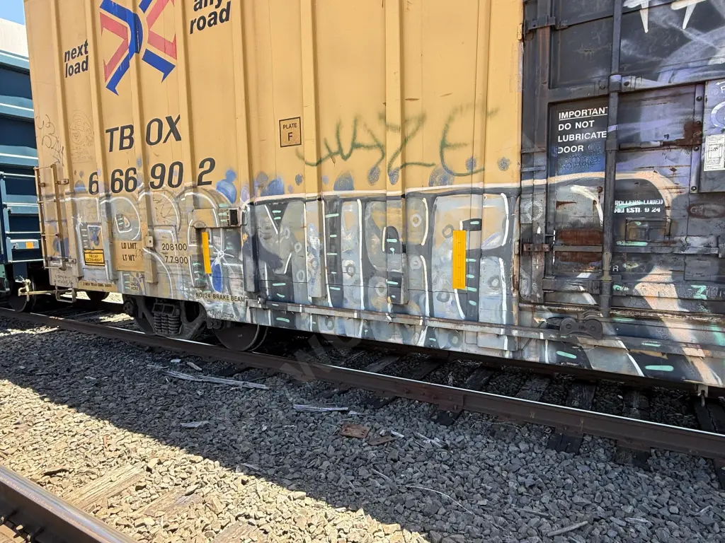 TBOX666902 - NORTH-AMERICA