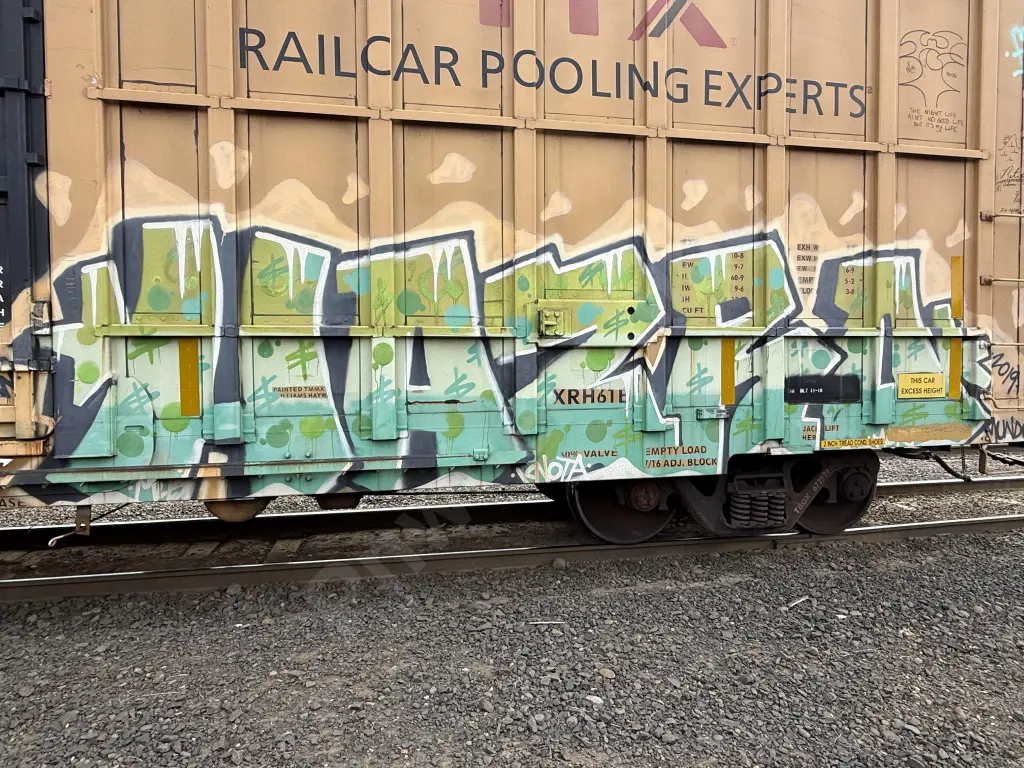 TBOX672829 - NORTH-AMERICA