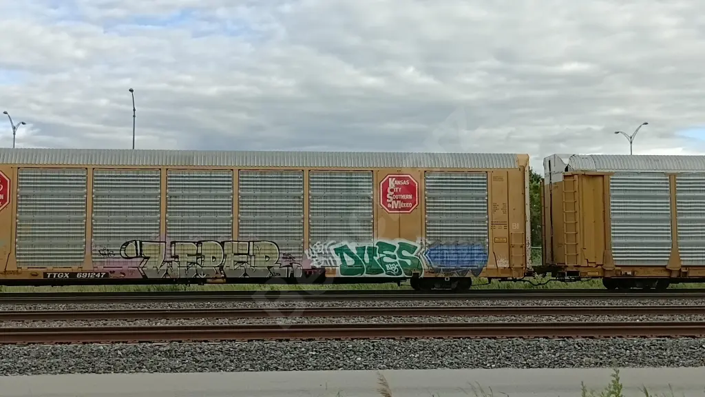 TTGX691247 - NORTH-AMERICA