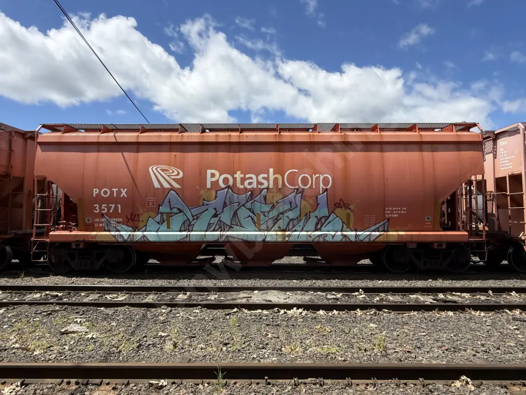 POTX3571 - NORTH-AMERICA
