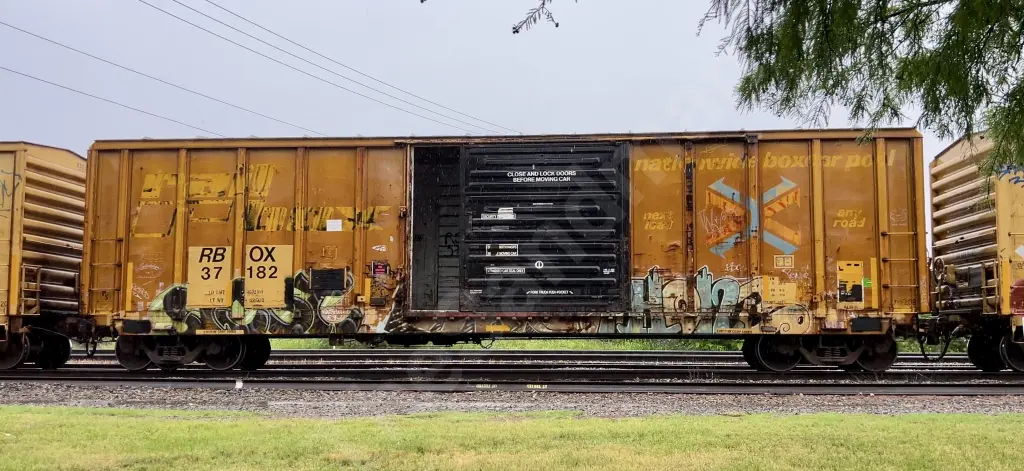 RBOX37182 - NORTH-AMERICA