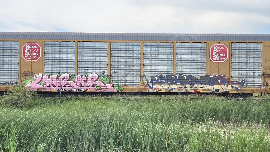 TTGX692930 - NORTH-AMERICA