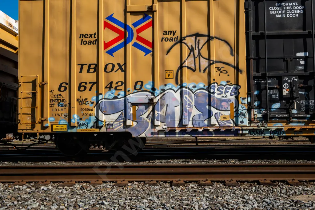 TBOX667420 - NORTH-AMERICA