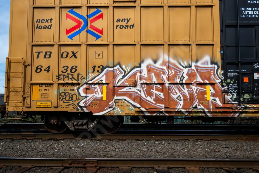 TBOX643613 - NORTH-AMERICA