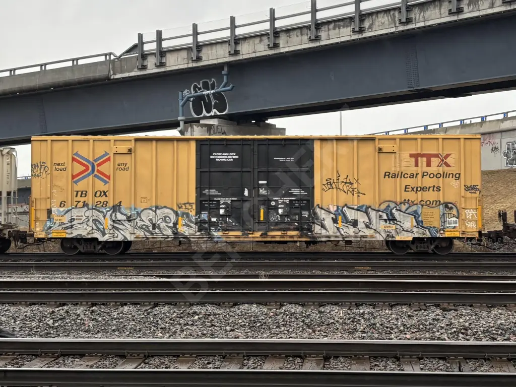 TBOX671284 - NORTH-AMERICA