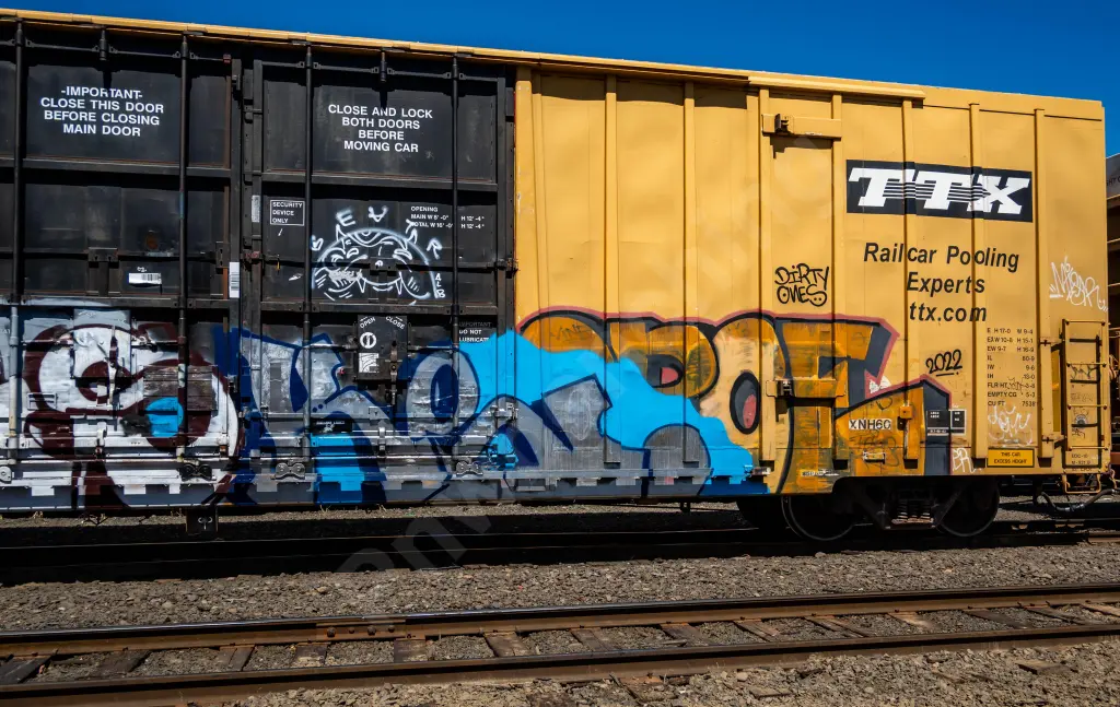 TBOX665643 - NORTH-AMERICA