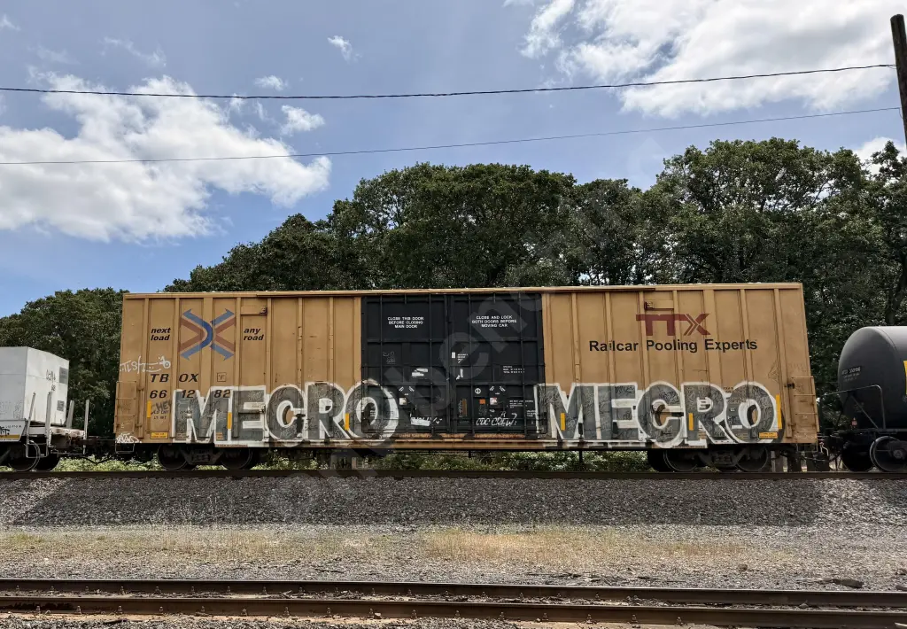 TBOX661282 - NORTH-AMERICA