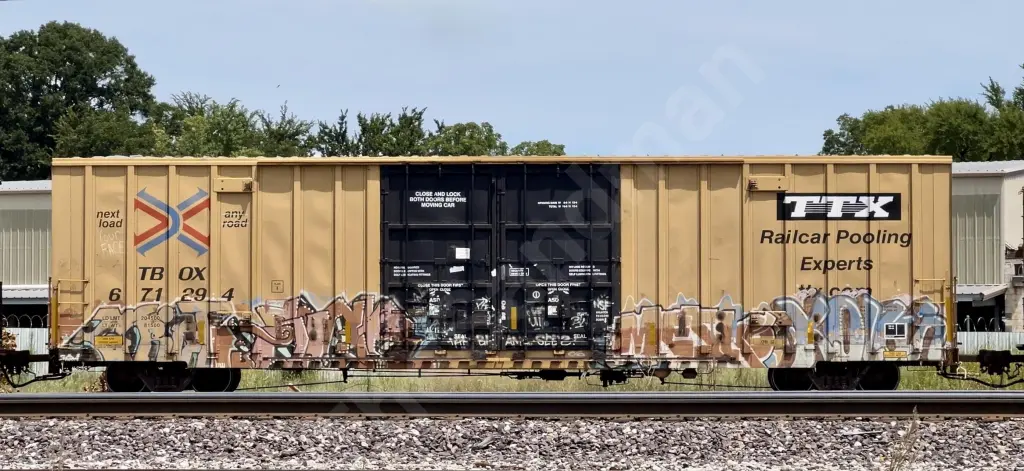 TBOX671294 - NORTH-AMERICA