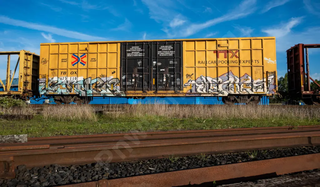 TBOX675110 - NORTH-AMERICA