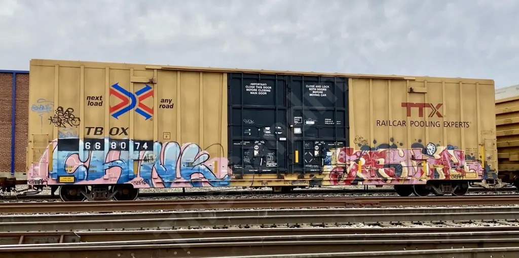 TBOX668074 - NORTH-AMERICA