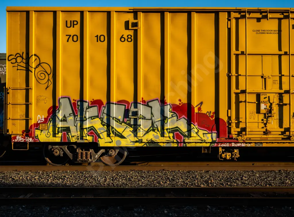 UP701068 - NORTH-AMERICA