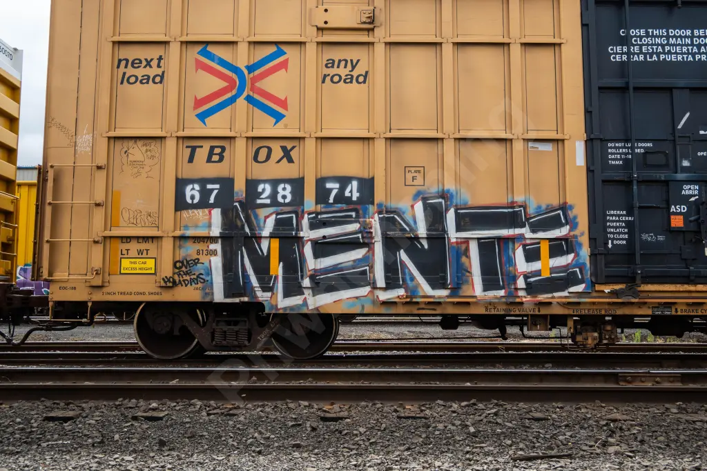 TBOX672874 - NORTH-AMERICA