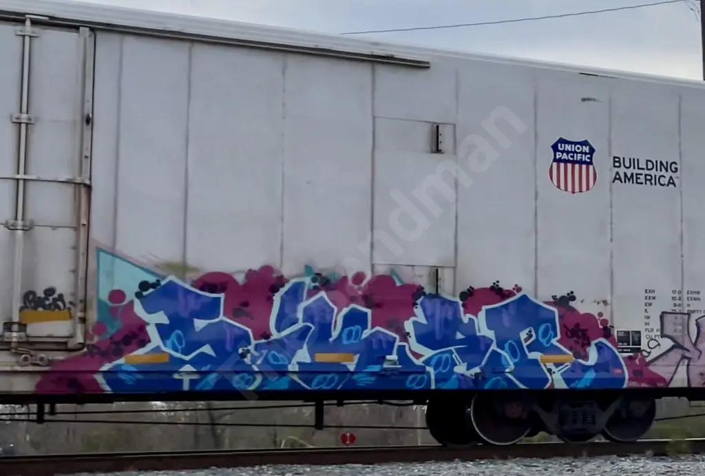 ARMN170608 - NORTH-AMERICA
