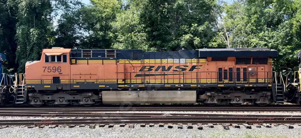 BNSF7596 - NORTH-AMERICA