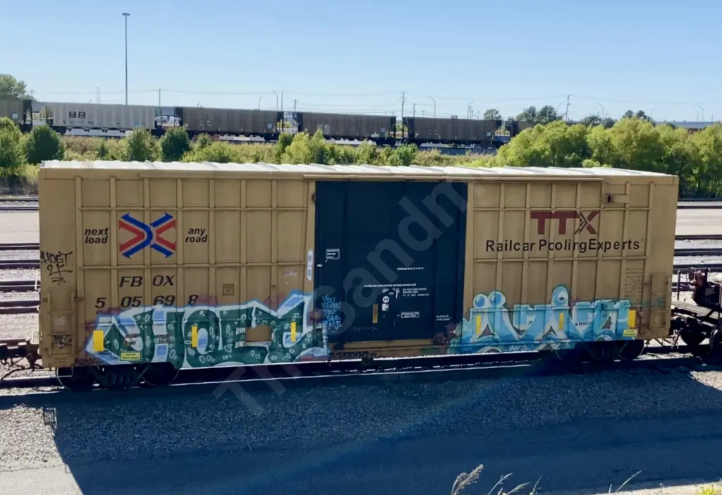 FBOX505698 - NORTH-AMERICA