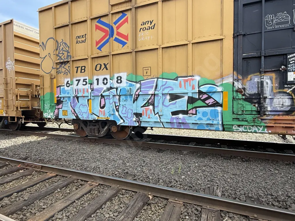 TBOX675108 - NORTH-AMERICA