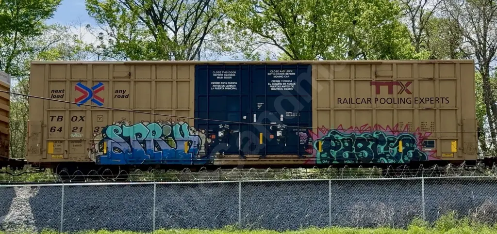 TBOX642137 - NORTH-AMERICA
