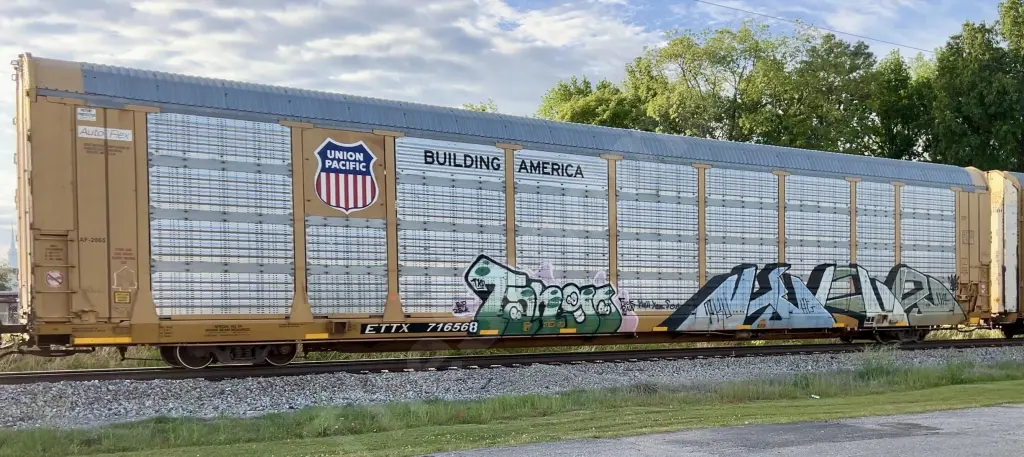 ETTX716568 - NORTH-AMERICA