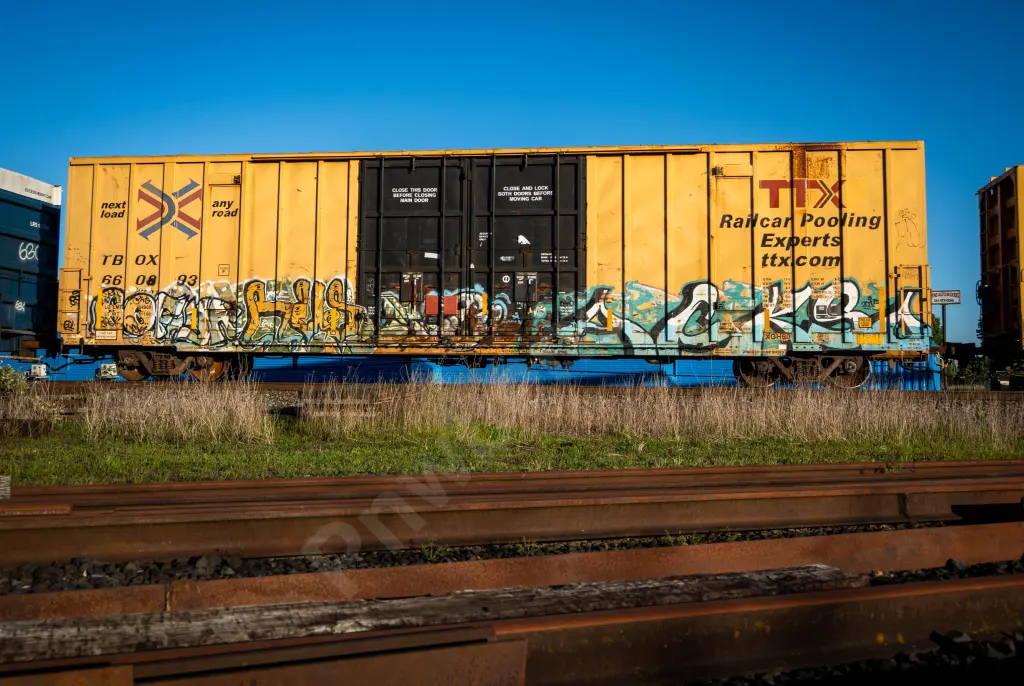 TBOX660893 - NORTH-AMERICA
