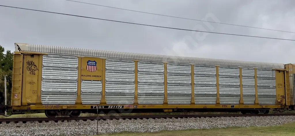 TTGX981176 - NORTH-AMERICA