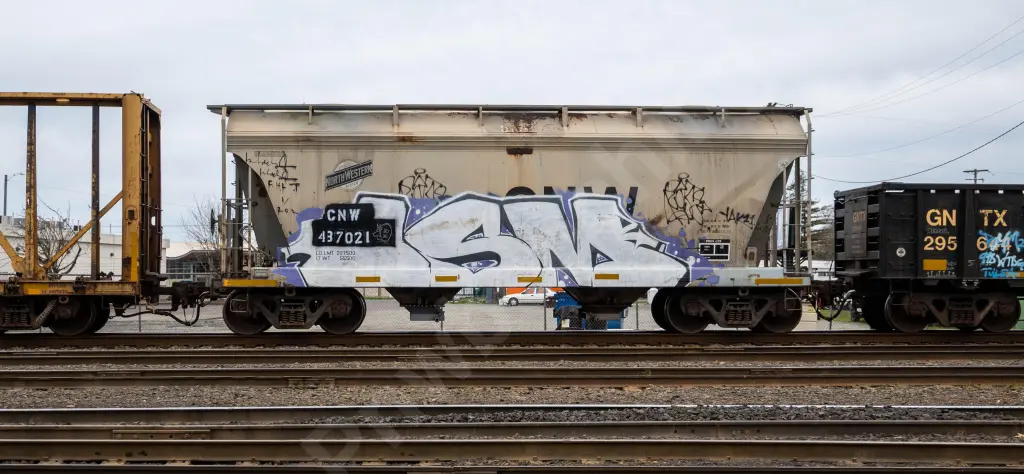 CNW437021 - NORTH-AMERICA