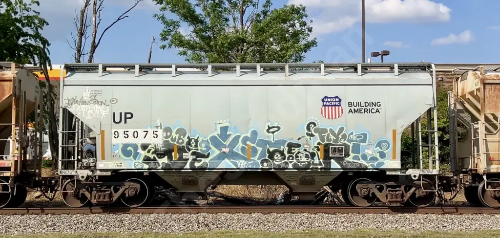 UP95075 - NORTH-AMERICA