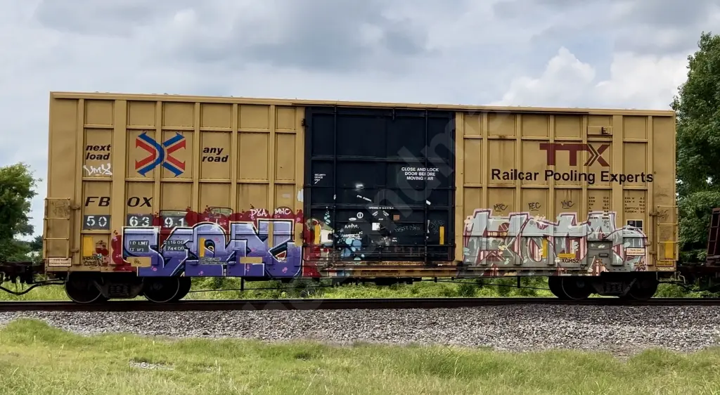 FBOX506391 - NORTH-AMERICA
