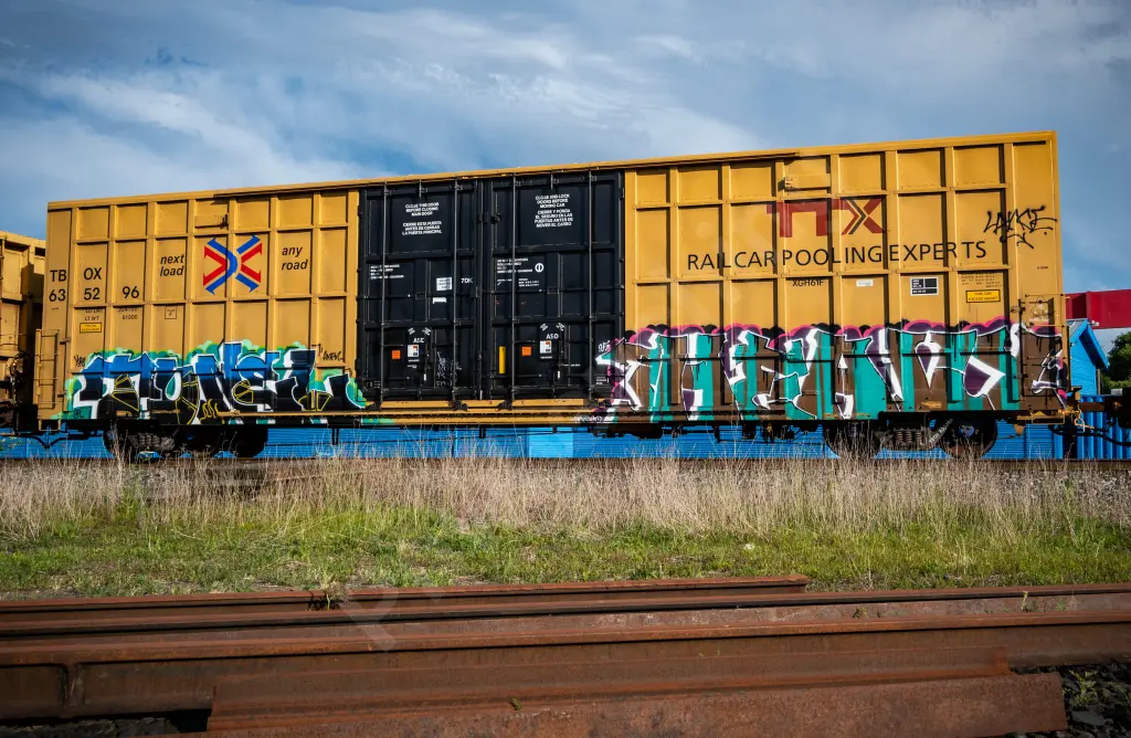 TBOX635296 - NORTH-AMERICA