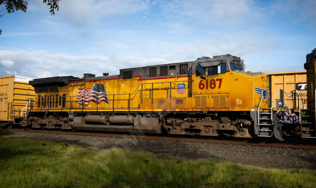 UP6187 - NORTH-AMERICA