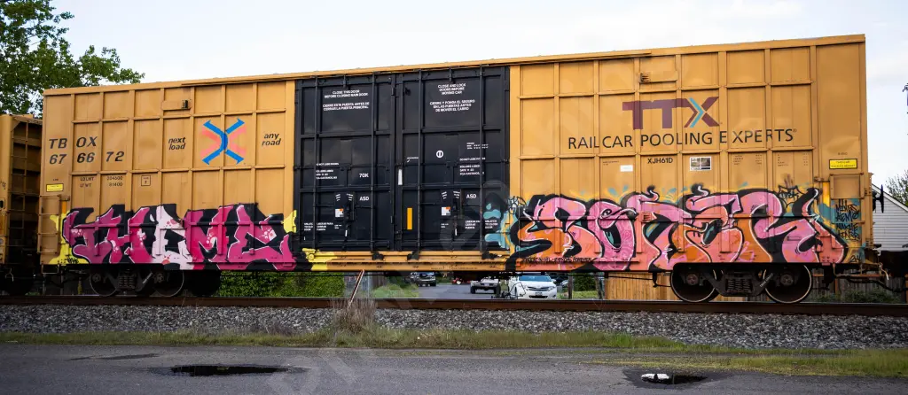 TBOX676672 - NORTH-AMERICA
