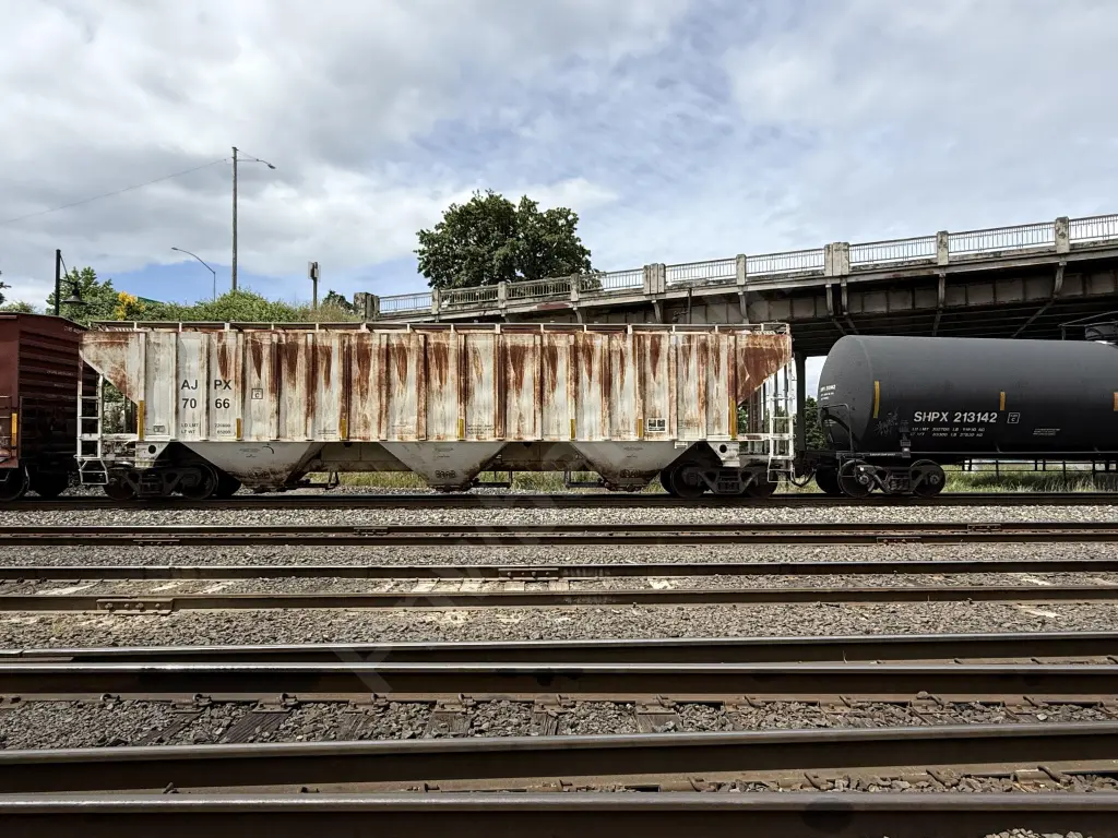 AJPX7066 - NORTH-AMERICA