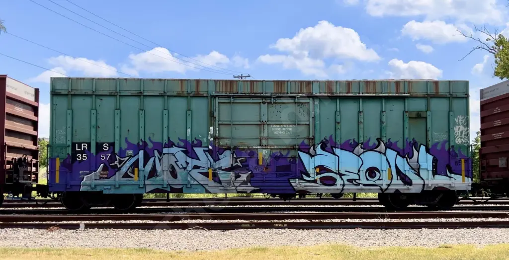 LRS3557 - NORTH-AMERICA