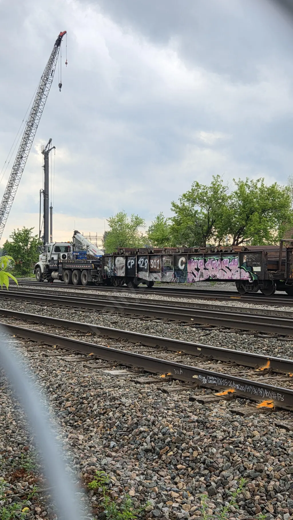 CP428301 - CANADA