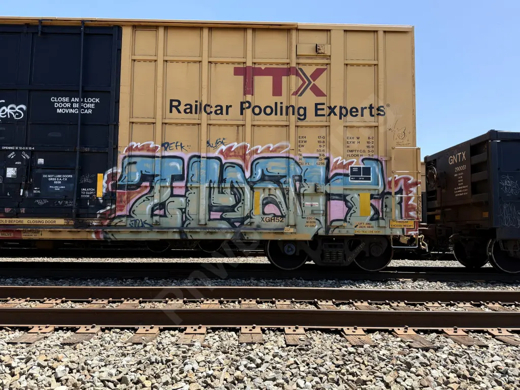 FBOX506225 - NORTH-AMERICA