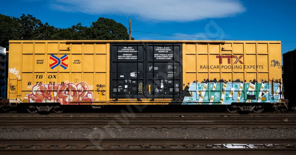 TBOX675518 - NORTH-AMERICA