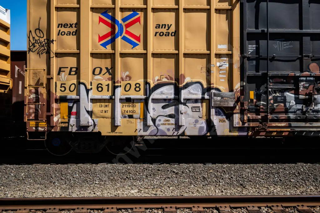 FBOX506108 - NORTH-AMERICA
