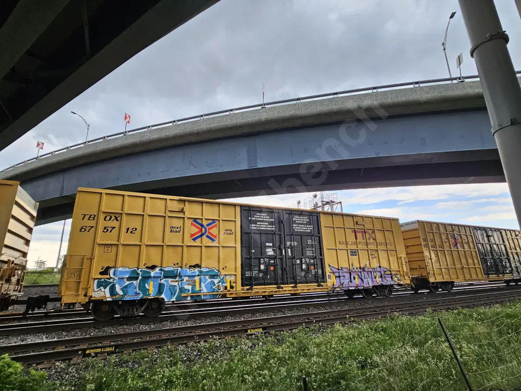 TBOX675712 - NORTH-AMERICA