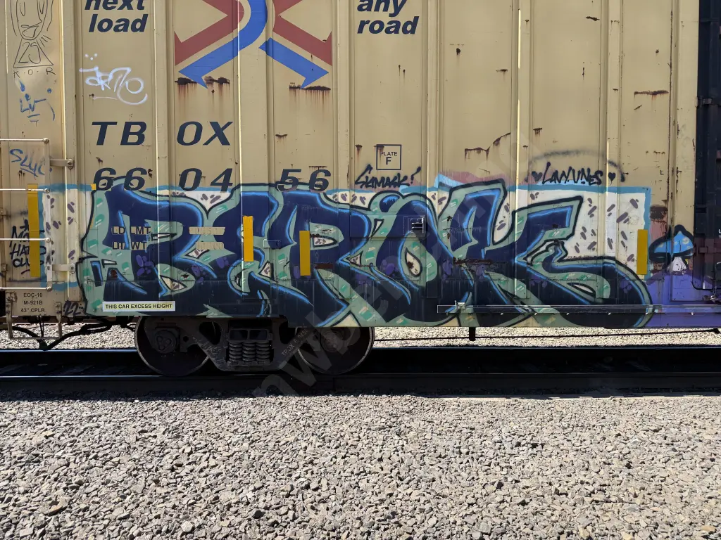 TBOX660456 - NORTH-AMERICA