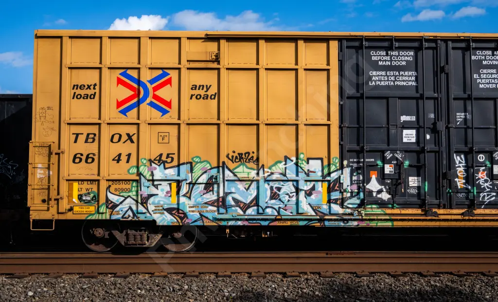 TBOX664145 - NORTH-AMERICA
